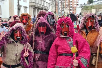 Ponto de Interesse - Festa do Charolo e dos Caretos de Pinela  - Pinela| Bragança| Terras de Trás-os-Montes