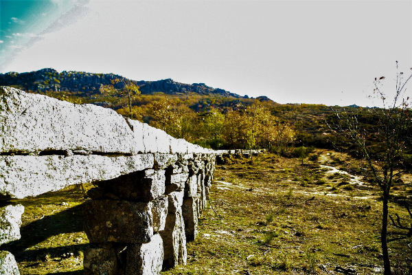 Local - Aqueduto e Cruzeiro de Pontes - Castro Laboreiro| Melgaço| Alto Minho