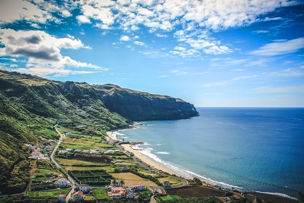 Local - Praia Formosa - Almagreira| Vila do Porto| Região Autónoma dos Açores