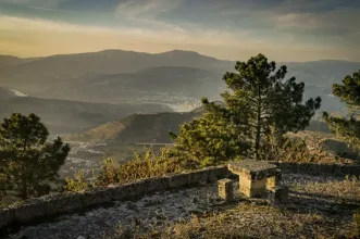 Ponto de Interesse - Miradouro e Ermida de São Domingos     - Fontelo| Armamar| Douro| Portugal