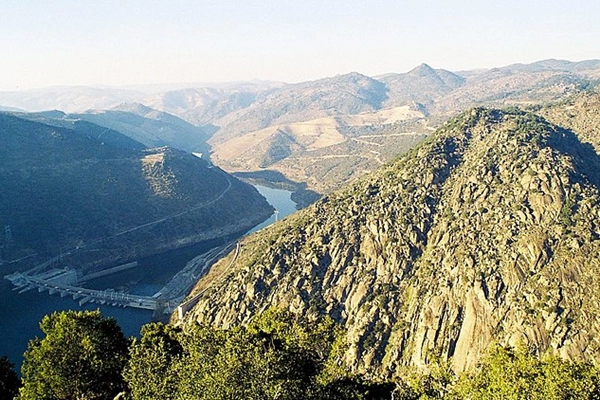 Local - Miradouro São Salvador do Mundo - São João da Pesqueira| São João da Pesqueira| Douro