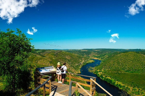 Local - Observatório de Avifauna do Outeiro - Outeiro| Gavião| Alto Alentejo