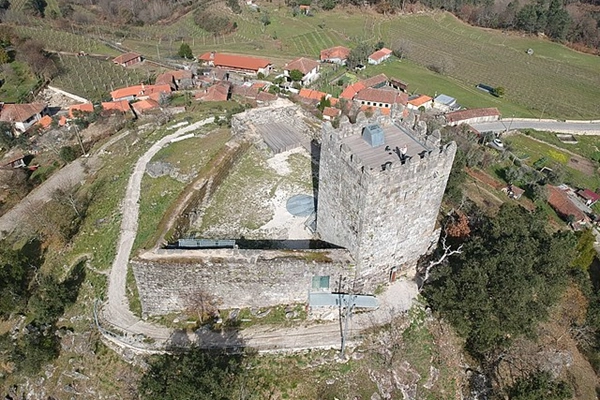 Local - Castelo de Arnóia - Arnóia| Celorico de Basto| Tâmega e Sousa