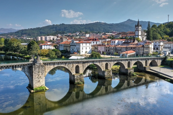 Ponto de Interesse - Ponte sobre o Rio Lima - Ponte da Barca| Ponte da Barca| Alto Minho