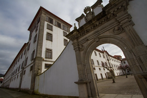 Local - Mosteiro de Santa Maria de Arouca - Arouca| Arouca| Área Metropolitana do Porto