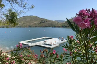 Local - Lago Azul - Praia Fluvial da Castanheira - Castanheira | Junta de Freguesia Ferreira do Zêzere | Ferreira do Zêzere| Médio Tejo| Portugal