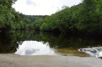 Local - Praia Fluvial da Folgosa - Folgosa| Castro Daire| Viseu Dão Lafões