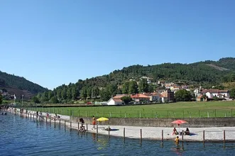 Local - Praia Fluvial Pomares - Pomares| Arganil| Região de Coimbra| Portugal