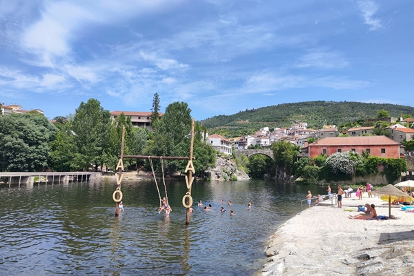 Local - Praia Fluvial de Avô - Avô| Oliveira do Hospital| Região de Coimbra