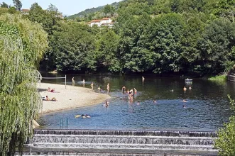 Local - Praia Fluvial de São Sebastião da Feira - São Sebastião da Feira| Oliveira do Hospital| Região de Coimbra| Portugal