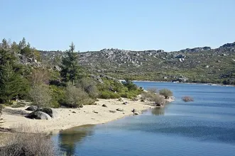 Local - Praia Fluvial Vale de Rossim - Mangualde da Serra| Gouveia| Beiras e Serra da Estrela