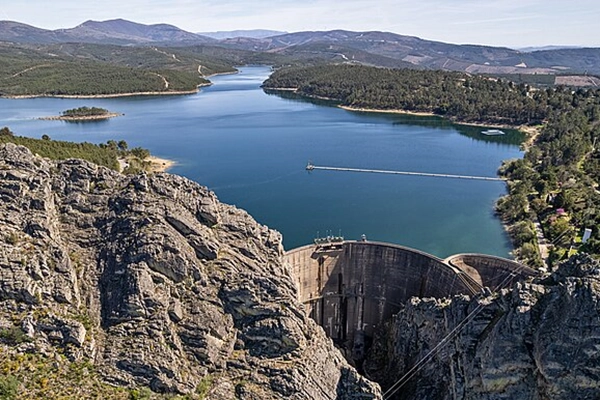 Ponto de Interesse - Praia Fluvial da Albufeira de Santa Luzia - Vidual| Pampilhosa da Serra| Região de Coimbra