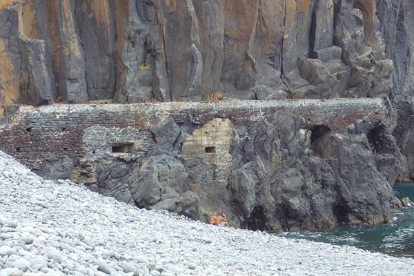 Ponto de Interesse - Praia do Areeiro - Funchal| Região Autónoma da Madeira