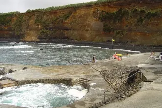 Local - Zona Balnear das Escaleiras - Praia da Vitória| Região Autónoma dos Açores| Portugal