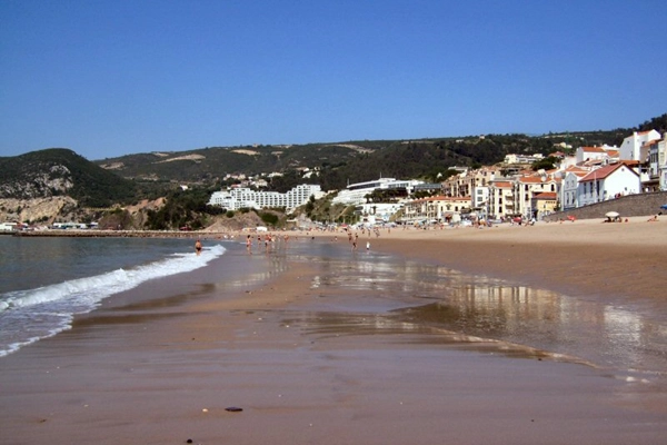 Local - Praia do Ouro - Sesimbra| Área Metropolitana de Lisboa