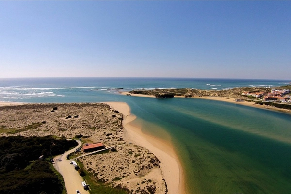 Local - Praia das Furnas - Vila Nova de Milfontes - Odemira| Alentejo Litoral