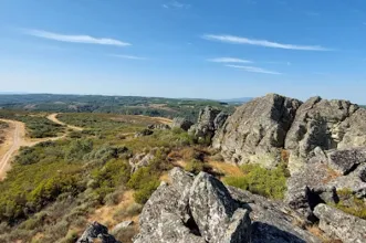 Local - Castelo de Pinela  - Pinela| Bragança| Terras de Trás-os-Montes| Portugal