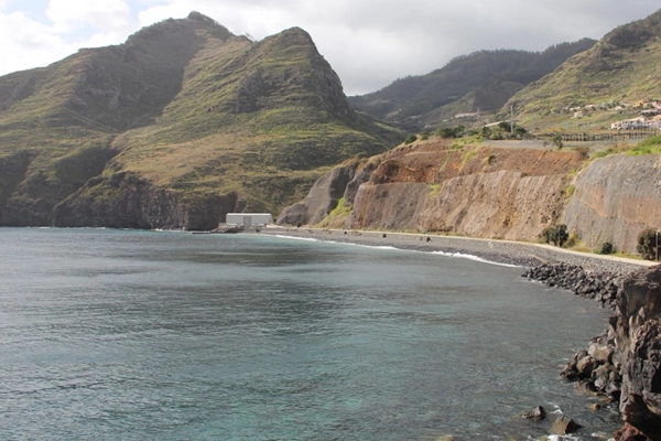 Ponto de Interesse - Praia da Ribeira do Natal - Caniçal| Machico| Região Autónoma da Madeira