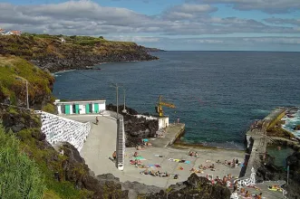 Local - Zona Balnear das Cinco Ribeiras - Cinco Ribeiras| Angra do Heroísmo| Região Autónoma dos Açores