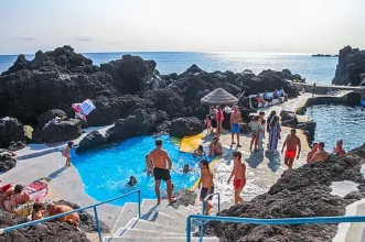 Local - Piscinas Naturais do Varadouro - Varadouro| Horta| Região Autónoma dos Açores| Portugal