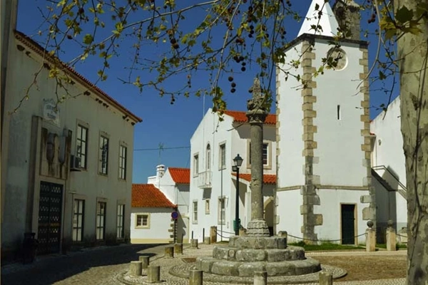 Point of Interest - Pelourinho de Aljubarrota - Aljubarrota | Junta de Freguesia de Aljubarrota| Alcobaça| Oeste