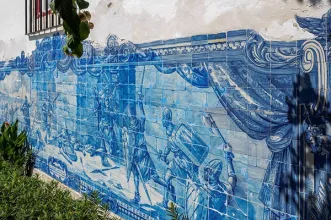 Local - Painéis de Azulejos Conquista de Lisboa e Terreiro do Paço (Igreja de Santa Luzia) - Santa Maria Maior| Lisboa| Área Metropolitana de Lisboa| Portugal