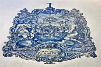Local - Registo de azulejos com a Adoração do Santíssimo - Santo António| Lisboa| Área Metropolitana de Lisboa