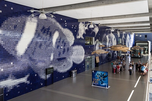 Local - Painel de azulejos do Oceanário (Antigo Pavilhão dos Oceanos) - Parque das Nações| Lisboa| Área Metropolitana de Lisboa