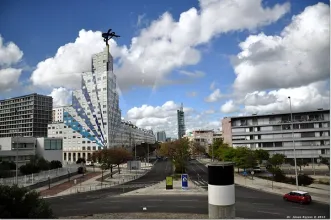 Local - Revestimento azulejar do Edifício Écran - Parque das Nações| Lisboa| Área Metropolitana de Lisboa