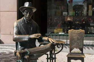 Local - Fernando Pessoa - Santa Maria Maior| Lisboa| Área Metropolitana de Lisboa| Portugal