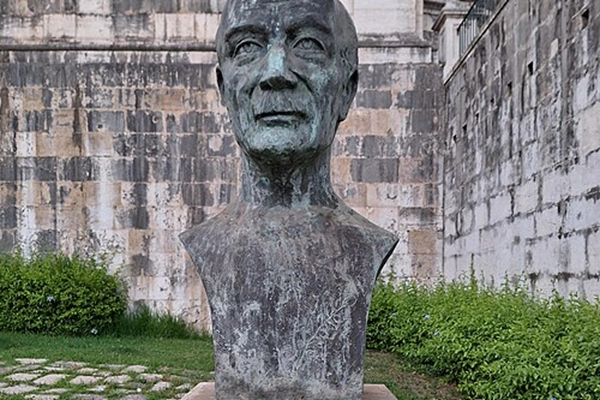 Local - Manuel Tito de Morais - Santo António| Lisboa| Área Metropolitana de Lisboa