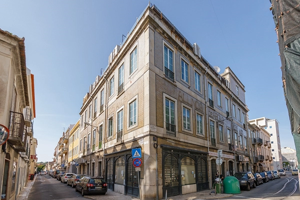 Local - Edifício e Estabelecimento da Panificação Mecânica - Campo de Ourique| Lisboa| Área Metropolitana de Lisboa