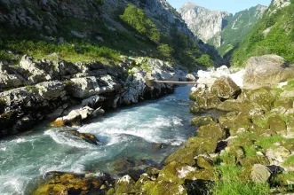 Local - Rio Cares - Posada de Valdeón| León| España