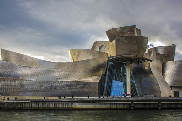 Local - Museu Guggenheim - Bilbao| Bizkaia