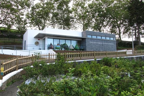 Local - Centro de Divulgação Florestal - Reserva Florestal de Recreio da Vila do Nordeste, Vila do Nordeste| Nordeste| Região Autónoma dos Açores