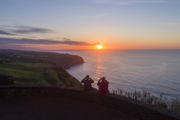 Local - Vigia das Baleias - Estrada Regional, Algarvia| Nordeste| Região Autónoma dos Açores