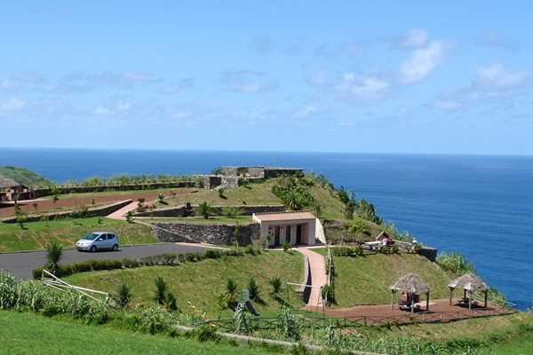 Local - Miradouro do Pesqueiro -  Estrada Regional, Feteira Grande - Santana| Nordeste| Região Autónoma dos Açores