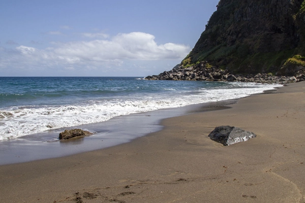 Local - Foz da Ribeira das Coelhas - Estrada Regional/Miradouro do Salto da Farinha, Salga| Nordeste| Região Autónoma dos Açores
