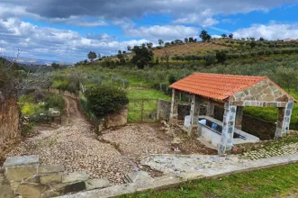 Ponto de Interesse - Tanque de Lavar de Ferradosa - Ferradosa | União das Freguesias de Ferradosa e Sendim da Serra| Alfândega da Fé| Terras de Trás-os-Montes