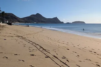 Local - Praia do Penedo - Porto Santo| Porto Santo| Região Autónoma da Madeira