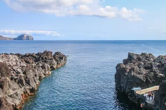Local - Piscinas Naturais do Varadouro - Varadouro| Horta| Região Autónoma dos Açores