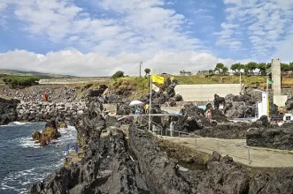 Local - Piscinas Naturais de Castelo Branco - Castelo Branco| Horta| Região Autónoma dos Açores