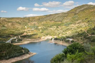 Local - Praia Fluvial de Álvaro - Oleiros | Junta de Freguesia de Álvaro| Oleiros| Beira Baixa