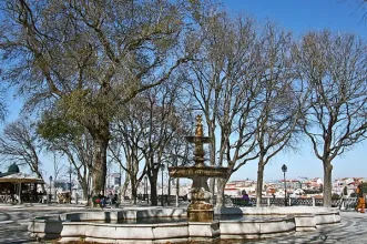Local - Miradouro de São Pedro de Alcântara - Misericórdia| Lisboa| Área Metropolitana de Lisboa