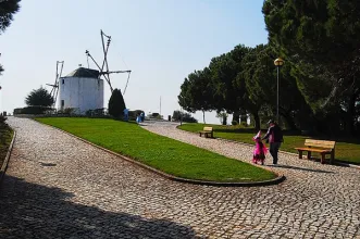 Local - Miradouro do Parque Moinhos Santana - Belém| Lisboa| Área Metropolitana de Lisboa