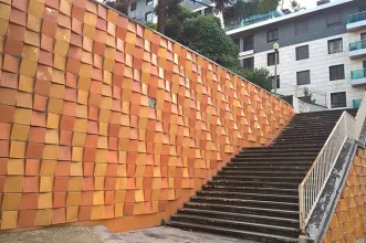 Local - Painel Cerâmico em Escadaria na Avenida Infante Santo - Estrela| Lisboa| Área Metropolitana de Lisboa