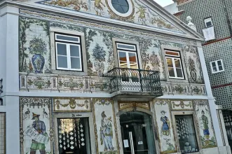 Local - Revestimento azulejar da fachada da Loja da Fábrica de Cerâmica Viúva Lamego - Arroios| Lisboa| Área Metropolitana de Lisboa
