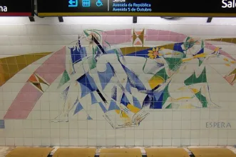 Local - Azulejos na Estação de Metro do Saldanha - Avenidas Novas| Lisboa| Área Metropolitana de Lisboa