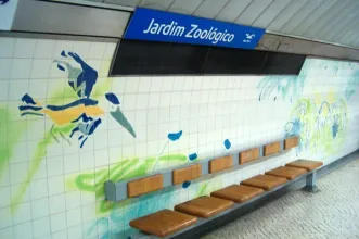 Local - Azulejos na Estação de Metro do Jardim Zoológico - São Domingos de Benfica| Lisboa| Área Metropolitana de Lisboa