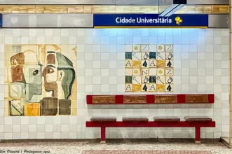 Local - Azulejos na Estação de Metro da Cidade Universitária - Alvalade| Lisboa| Área Metropolitana de Lisboa